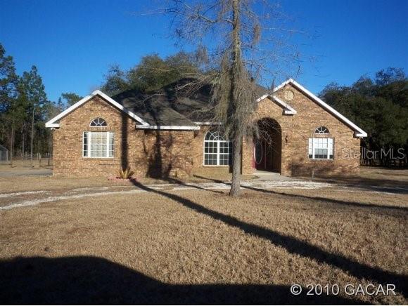 University Oaks (764)