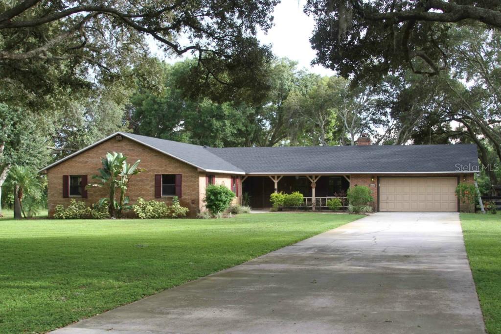 RUNNYMEDE OAKS UNREC - фото