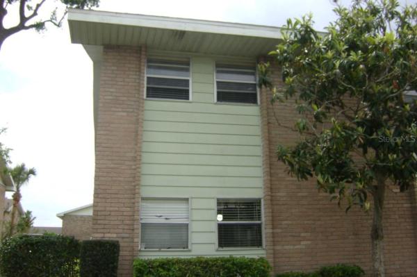 LAS PALMAS AT SAND LAKE CONDO