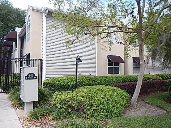 HAMILTON PLACE A CONDO