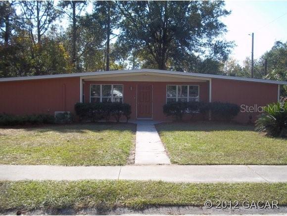 Highland Court Manor