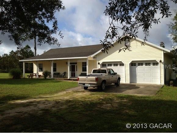 University Oaks (764)