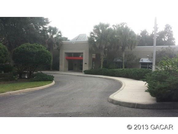 Commercial - фото