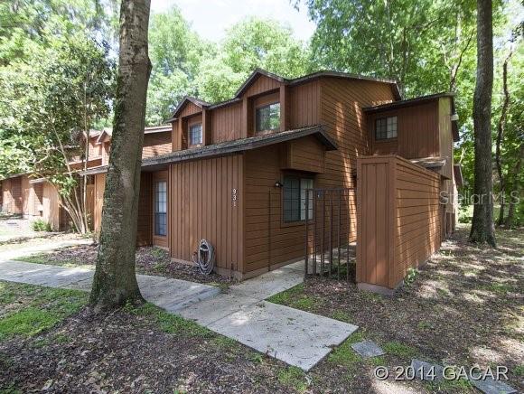 Rockwood Villas - Condo