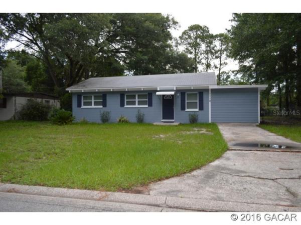 Highland Court Manor