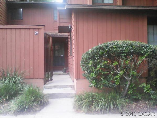 Rockwood Villas - Condo