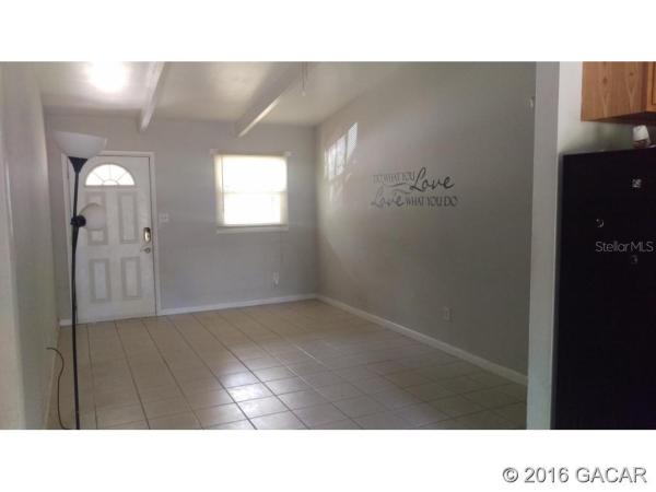 Highland Court Manor