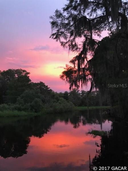 Cross Creek Mobile Home Estate