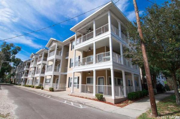 Nantucket Condominiums