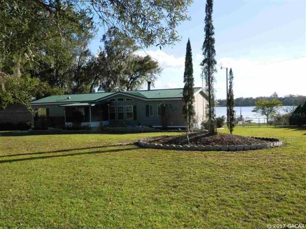 Four Lakes Community