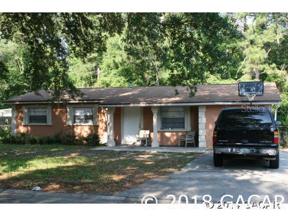 Highland Court Manor