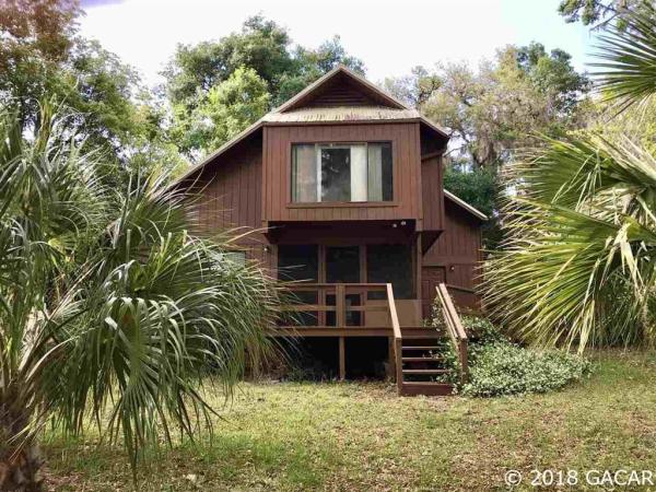 Four Lakes Community