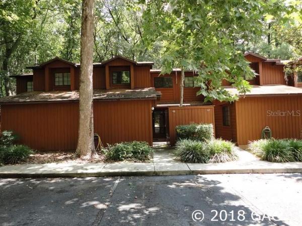 Rockwood Villas - Condo