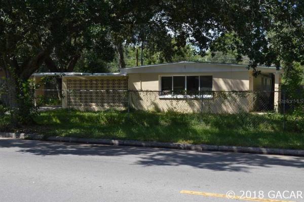 Highland Court Manor