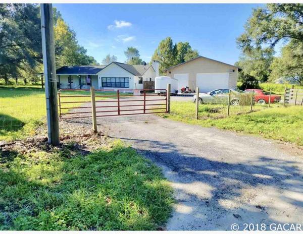 University Oaks (764)