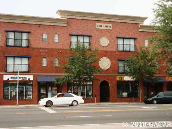 Lofts At West University