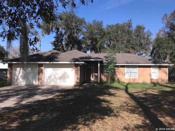 Four Lakes Community