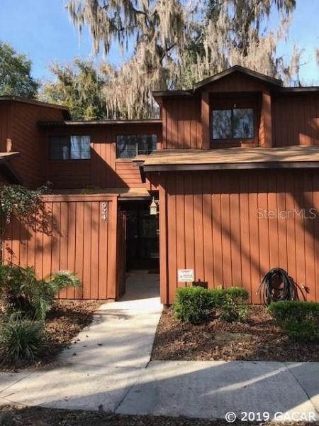 Rockwood Villas - Condo