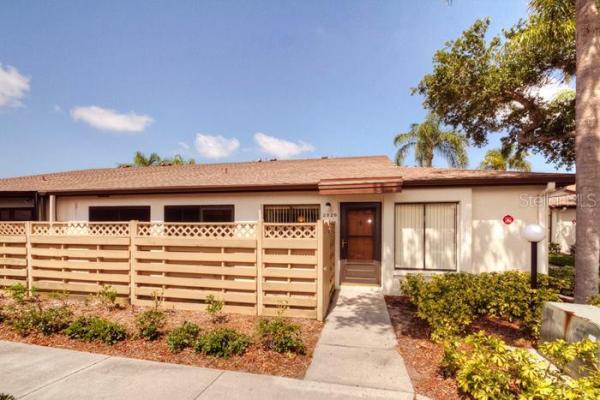 COUNTRY VILLAGE CONDO SEC 8