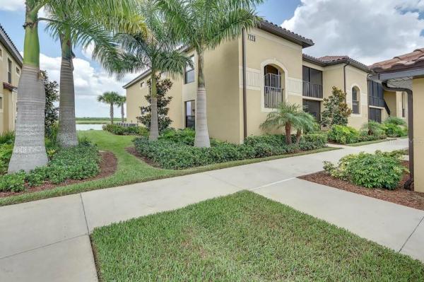 RIVER STRAND AT HERITAGE HARBOUR