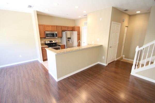 ESTATES AT PARK CENTRAL CONDO