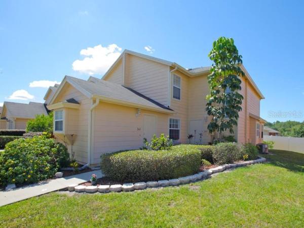 ISLAND CLUB WEST PH 01