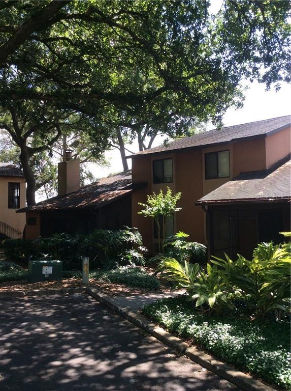 VILLAGE TWNHMS A CONDO - фото