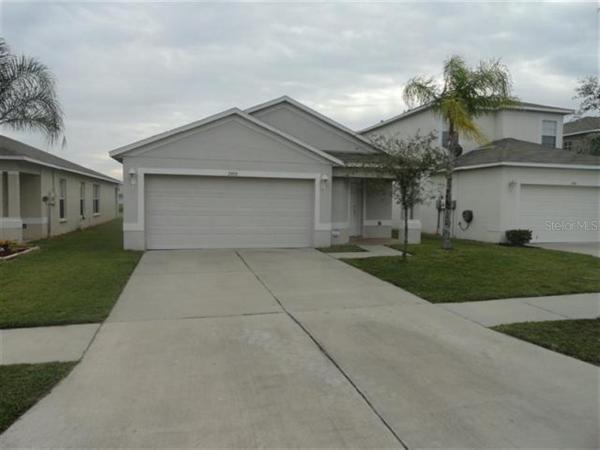 CARRIAGE POINTE PH 01