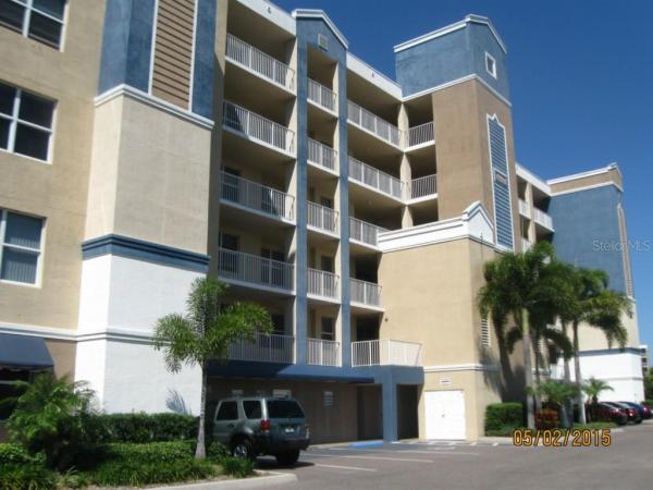 GOLF LAKE CONDO V AT EAST BAY