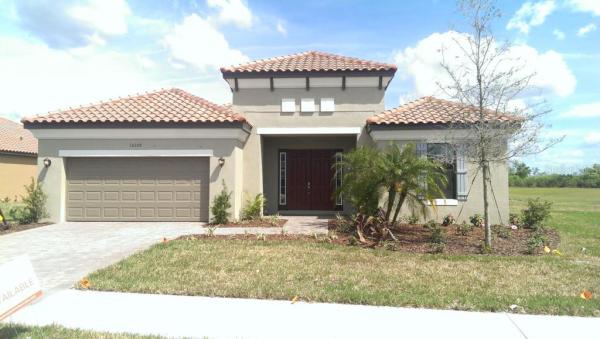 ESPLANADE @ ARTISAN LAKES