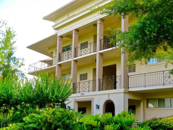 WINTER PARK GARDENS CONDO