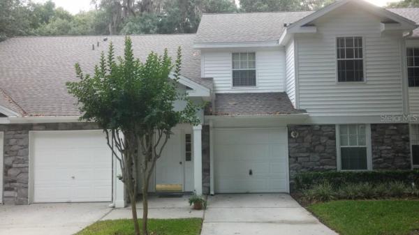 COACH HOMES AT ERROL PH 01