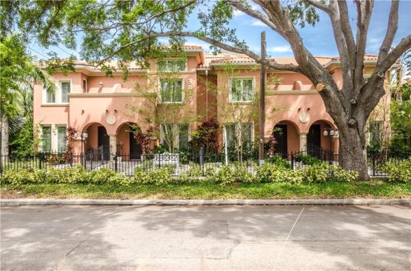 BELLAVILLA LUXURY TWNHMS