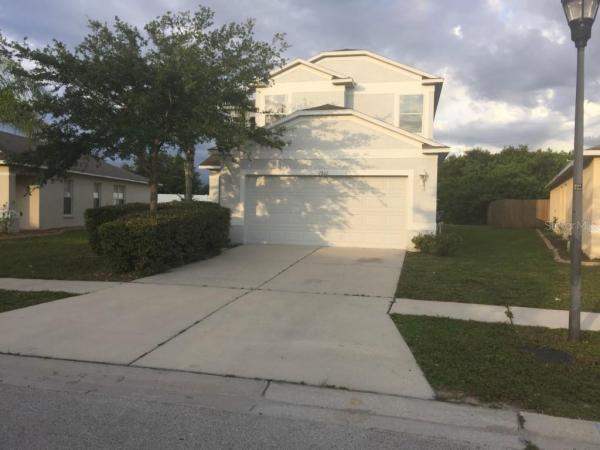 CARRIAGE POINTE PH 01