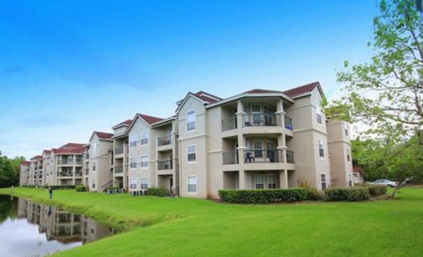 LAKEVIEW AT CALUSA TRACE