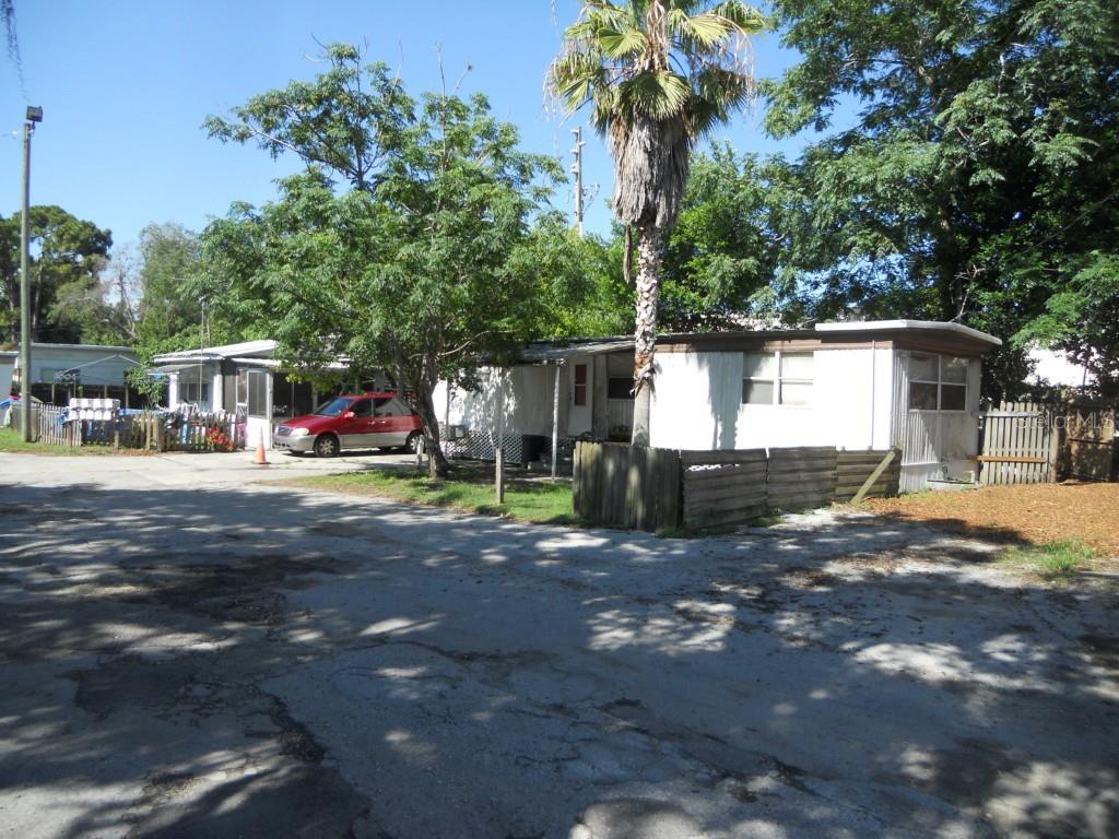 Commercial - фото