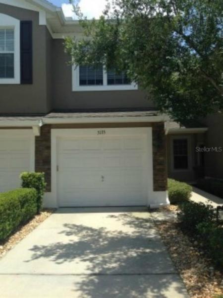 CARRIAGE HOMES AT DUNWOODY COMMONS