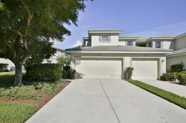 RIVERWOOD GRAND VISTA