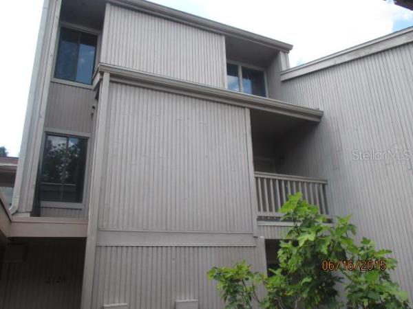 PALM SPGS CONDO AT THE SPGS