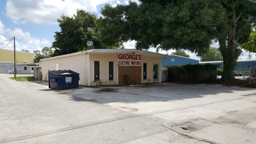 Retail - фотография Retail - фото