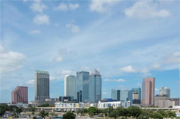 TOWERS OF CHANNELSIDE