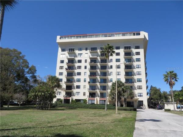 BAYSHORE ROYAL CONDO