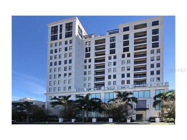 WALKER-WHITNEY PLAZA CONDO