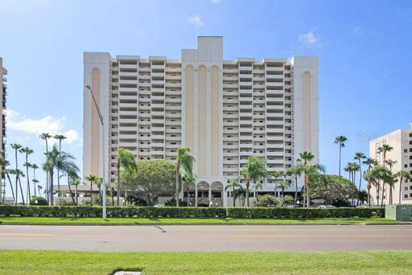 HARBOUR LIGHT TOWERS CONDO
