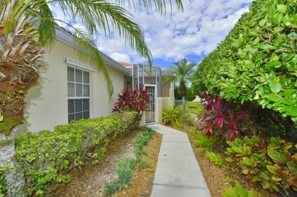 THE PRESERVES AT PALM-AIRE