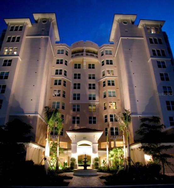 MERIDIAN AT THE OAKS PRESERVE