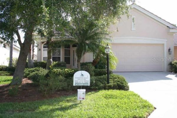 RIVERWOOD OSPREY LANDING