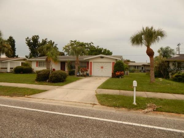 VENICE GARDENS UNIT 25