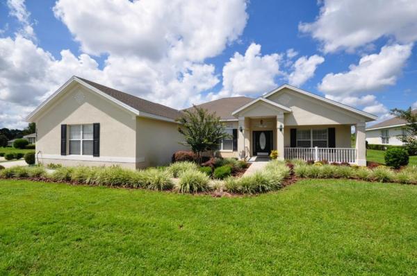 VILLAGE/BLACK BEAR-UN 01