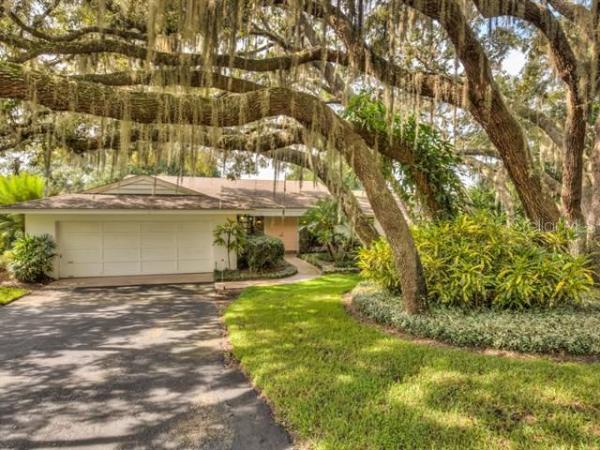 EUSTIS CRIPPEN CROOKED VIEW